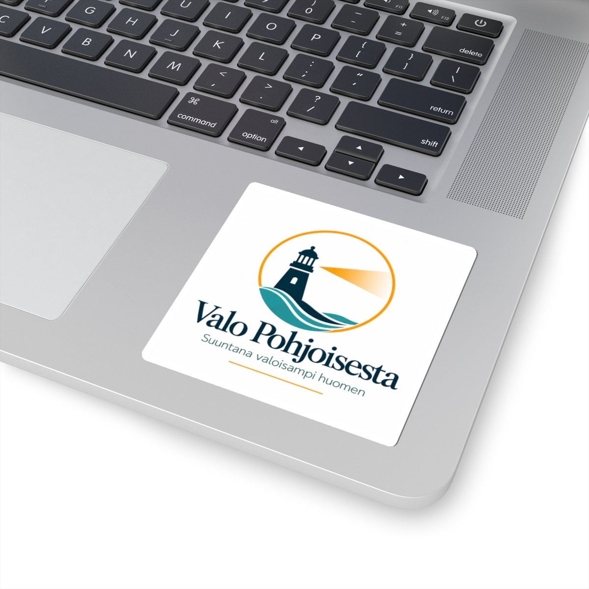 Majakka-logon kiss-cut-tarra — ”Valo Pohjoisesta” -merenkulkutarra - Image 2