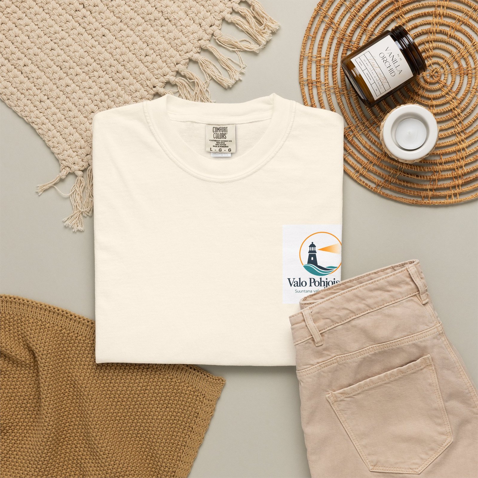 Lighthouse Coast Pocket T-paita — merihenkinen aaltoaiheinen T-paita - Image 24